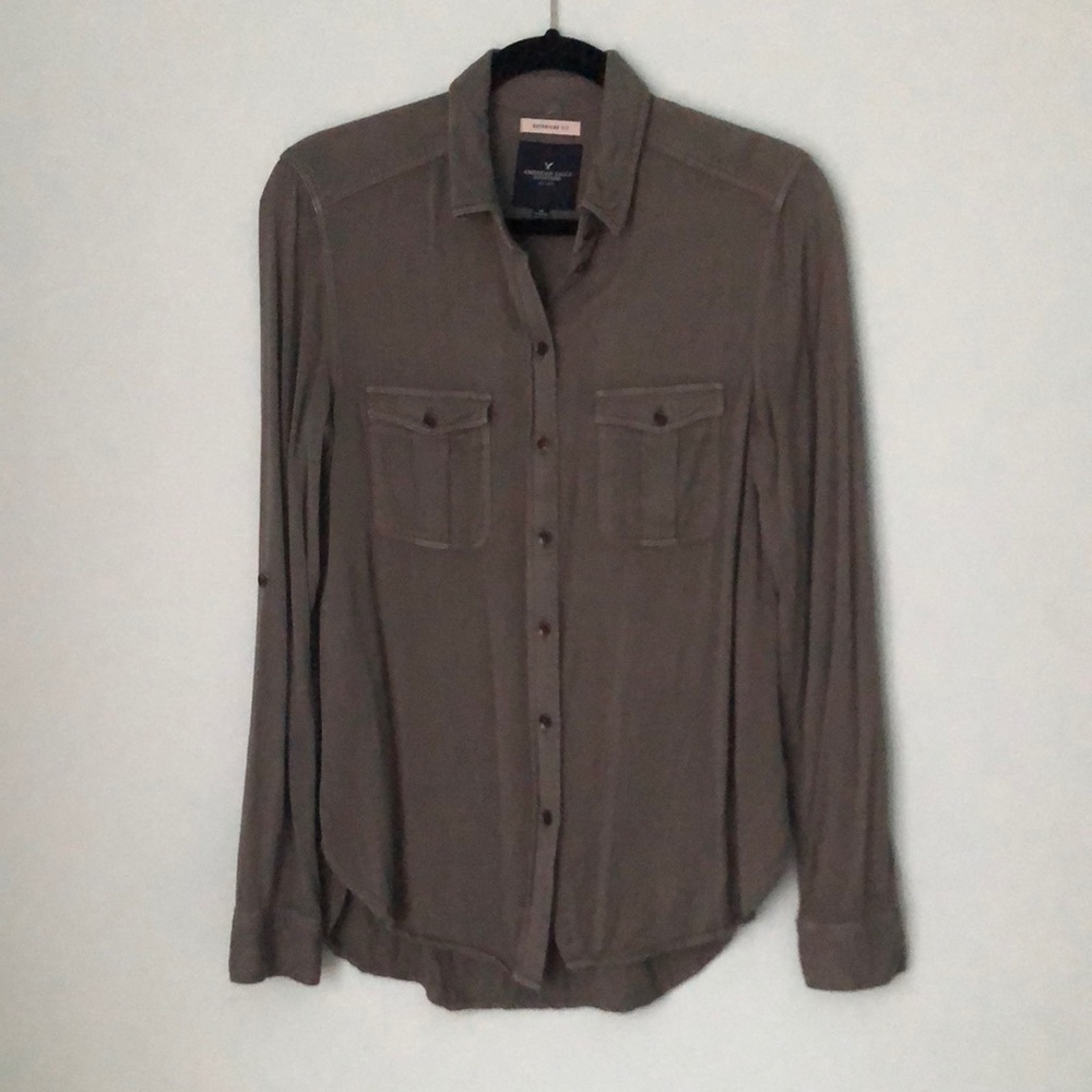American Eagle Button Up
